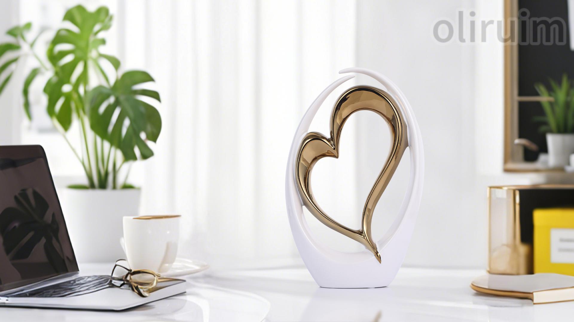 Amazon.com: oliruim White and Gold Ceramic Statues, Abstract Heart